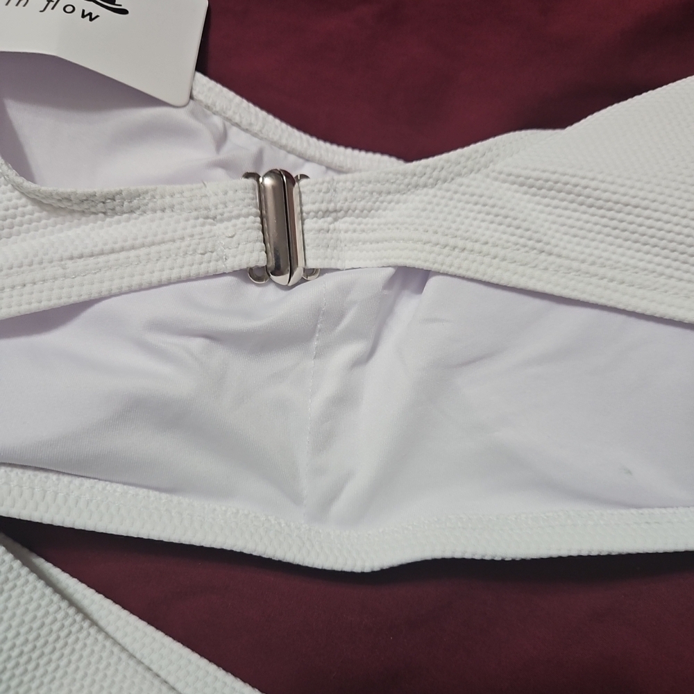 White Bikini Set - Picture 3 of 8